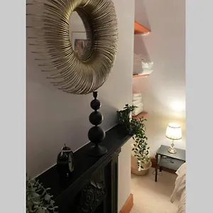  Apartment Walls View Period