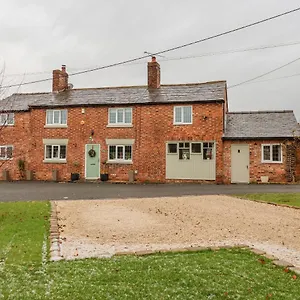  Holiday home Mill Lane